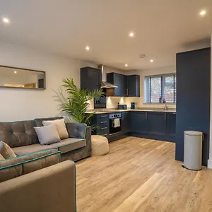 Mill Road Ground Floor Holiday home Crawley (West Sussex)