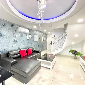 Kandi 1,2,3 Palace Apartment Angeles